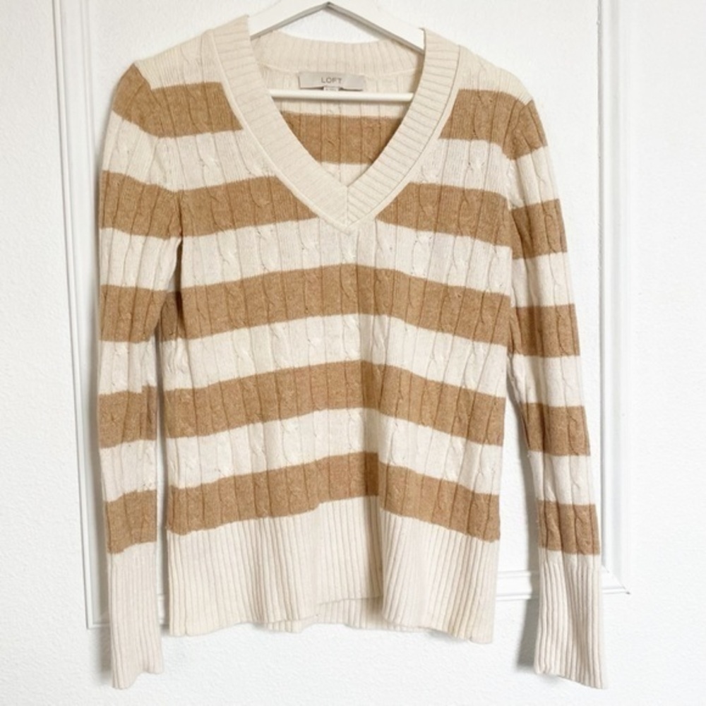 Ann Taylor Loft Rabit wool blend ribbed cable knit V neck sweater